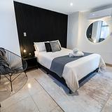 Modern Jacuzzi Suite • AC + Views photo 4