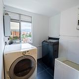 Modern Jacuzzi Suite • AC + Views photo 11