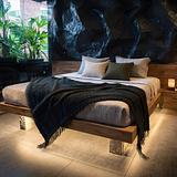 La Rock • 7BR King Bed Cave + Jacuzzi @ Lleras photo 16