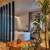 Luxury Mansion in Poblado/disco/2pools/Jacuzzi/AC photo 4