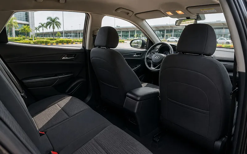 Private Chauffeur — Car (6 Hours) photo 3