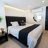 Penthouse • Private Jacuzzi + Sauna + Turco photo 17