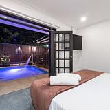 Casa Madera in Parque Lleras 7BR & private Jacuzzi photo 6