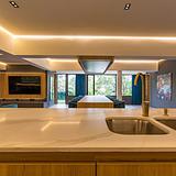 Nightlife PH with Pool Provenza photo 24