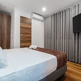 Casa Madera in Lleras Park 7BR & private Jacuzzi photo 15