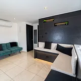 Modern Jacuzzi Suite • AC + Views photo 5