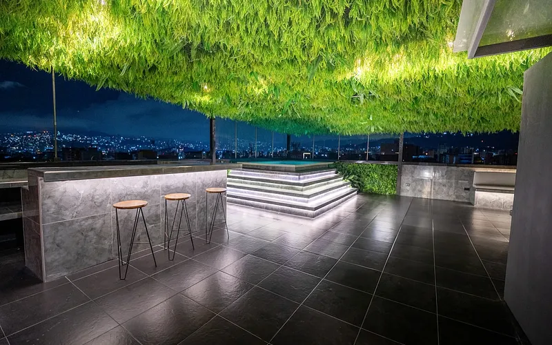 Penthouse • Private Jacuzzi + Sauna + Steam Room photo 1