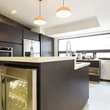 Lleras Park | 3br Lux PH | Balcony | AC | Best Wifi | photo 7