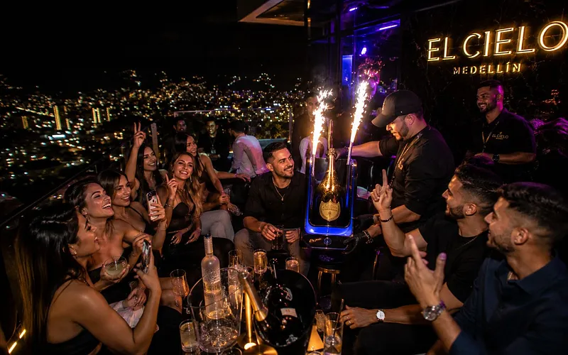 Premium Nightclub Experience photo 2